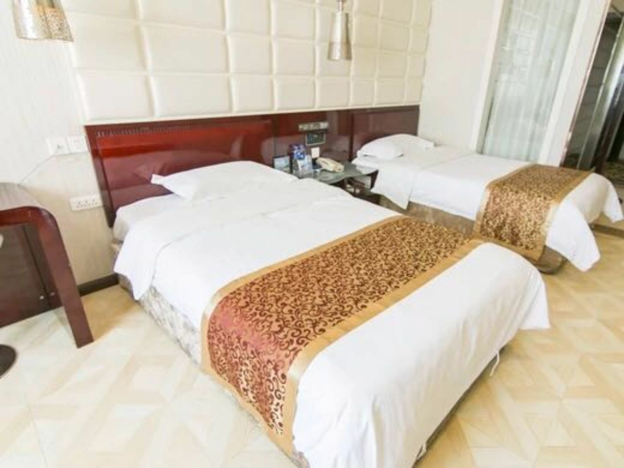 Tianjin Bindao Business Hotel Binhai  Екстериор снимка