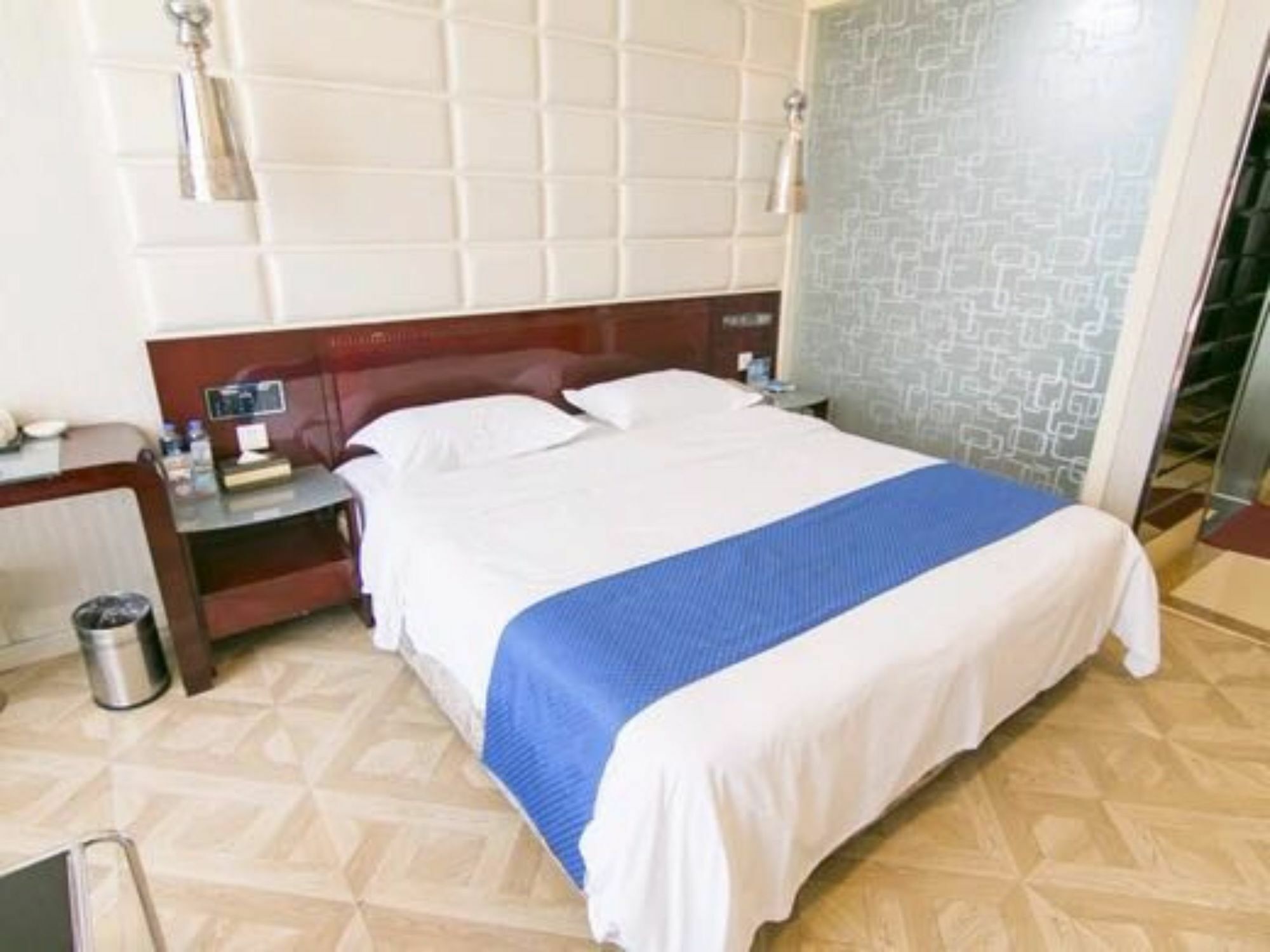 Tianjin Bindao Business Hotel Binhai  Екстериор снимка